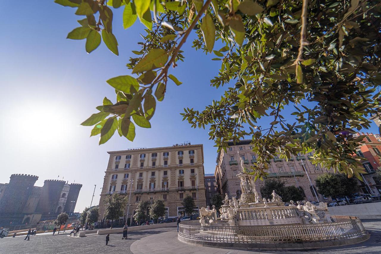 Le 4 Stagioni Dante's H Centro, By Clapa Group Napoli