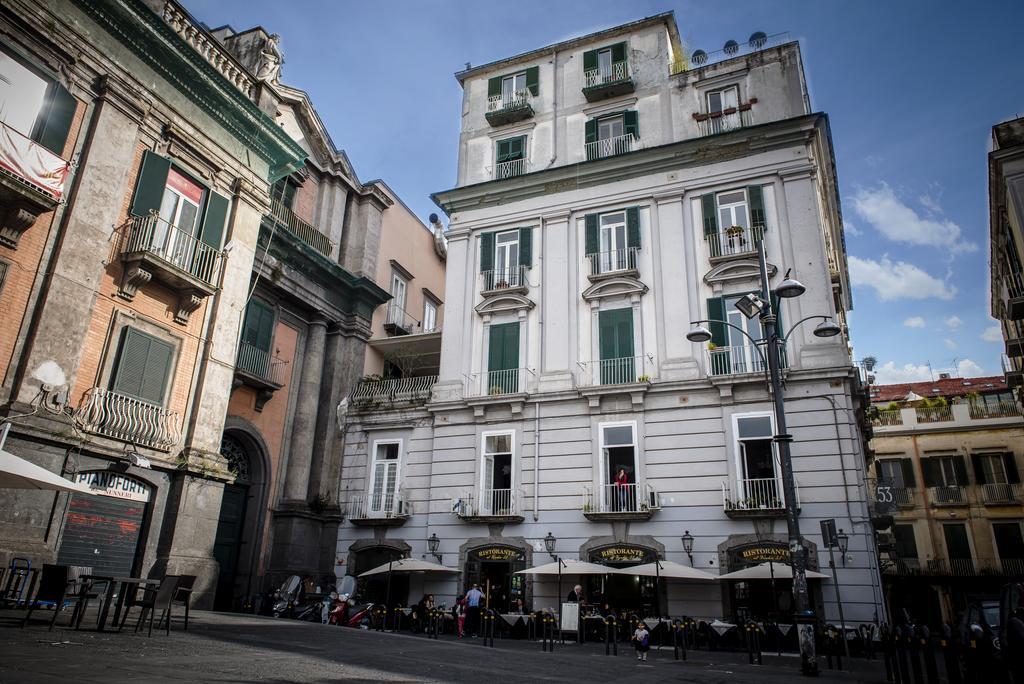 Le 4 Stagioni Dante's H Centro, By Clapa Group Gasthof