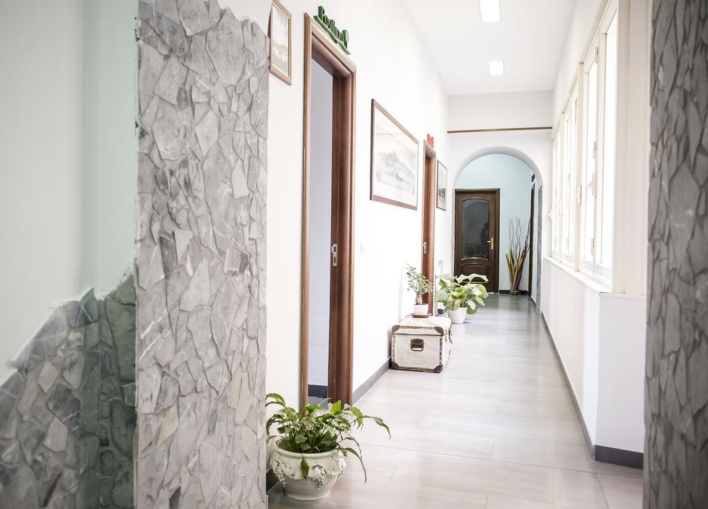 Gasthof Le 4 Stagioni Dante's H Centro, By Clapa Group