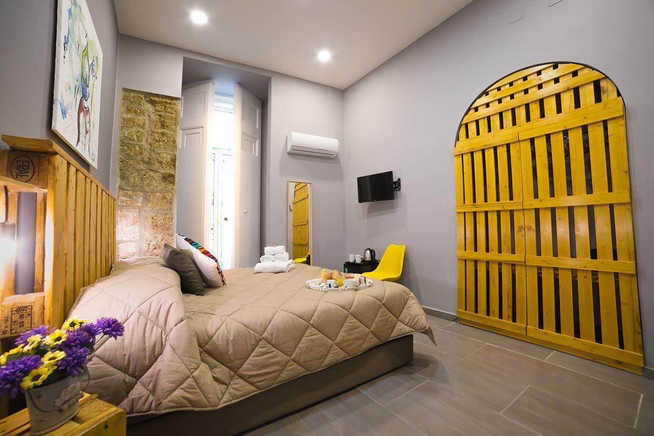 Le 4 Stagioni Dante's H Centro, By Clapa Group
